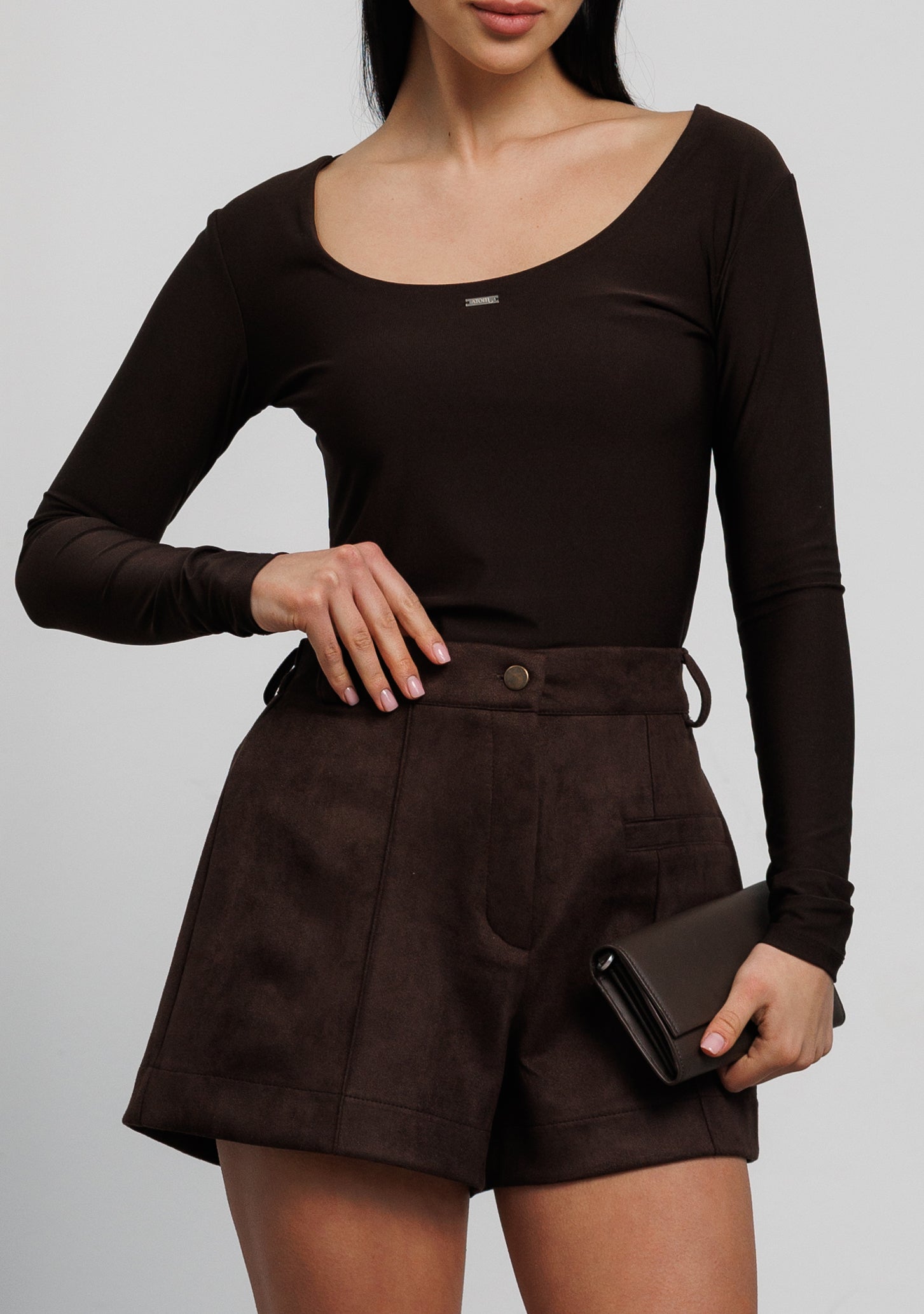 Замшеві шорти шоколад